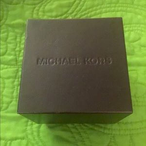 Michael Kors Watch Box